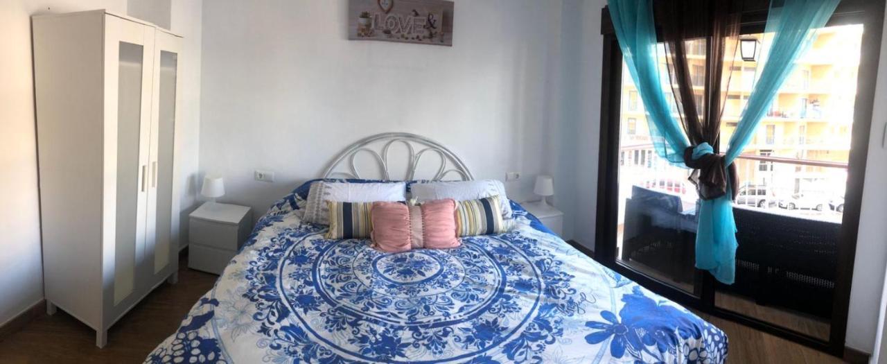 Coqueto apartamento en Puerto Marina con piscina Benalmádena Exterior foto