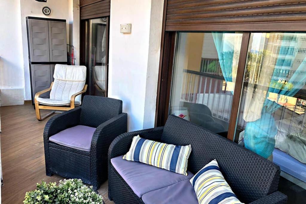 Coqueto apartamento en Puerto Marina con piscina Benalmádena Exterior foto