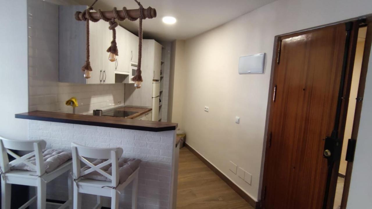 Coqueto apartamento en Puerto Marina con piscina Benalmádena Exterior foto