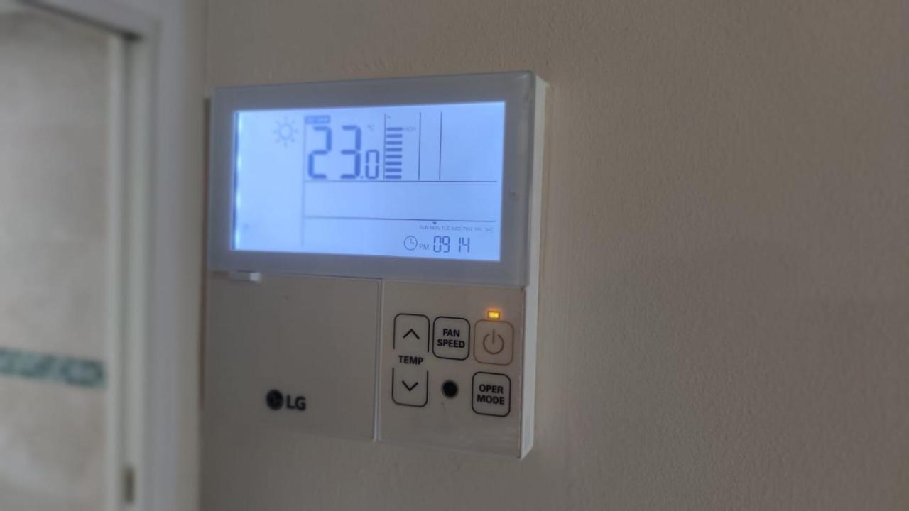 Coqueto apartamento en Puerto Marina con piscina Benalmádena Exterior foto